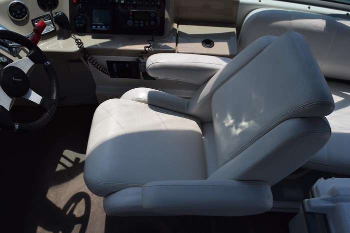 2006 Carver 36 Mariner Photo 16 sur 32