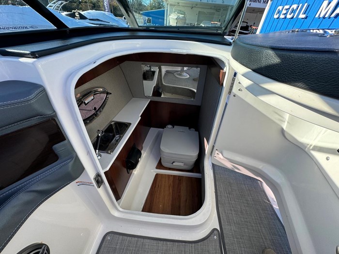 2020 Chaparral 257 SSX Photo 14 sur 18