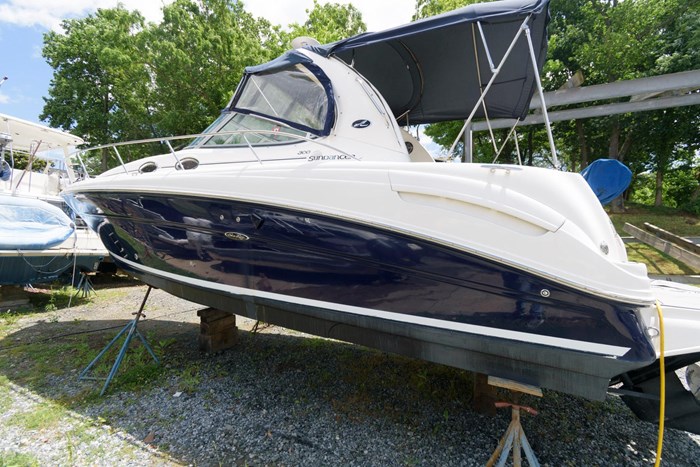 2005 Sea Ray 300 Sundancer Photo 3 sur 26