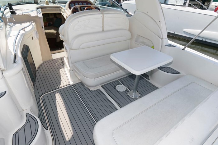 2005 Sea Ray 300 Sundancer Photo 5 sur 26