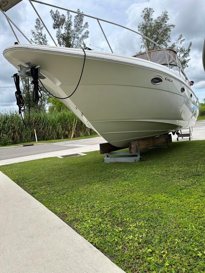 2002 Cruisers Yachts 3372 Express Photo 7 sur 29