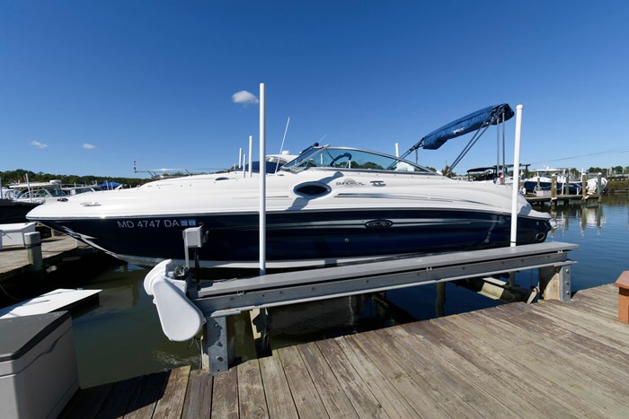 2007 Sea Ray 240 Sundeck Photo 1 sur 12
