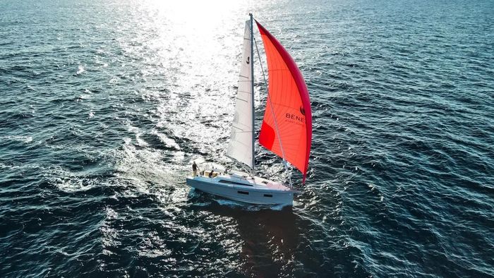 2024 Beneteau 34.1 Photo 5 of 10