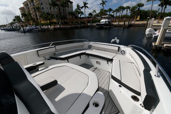 2023 Jeanneau Leader 10.5 CC Photo 14 sur 31