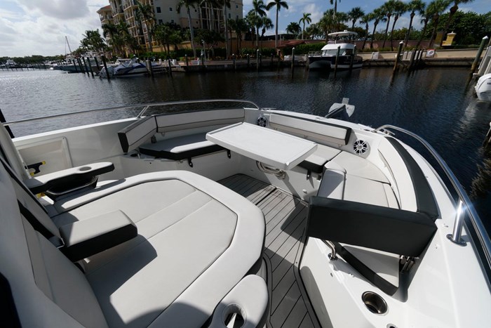 2023 Jeanneau Leader 10.5 CC Photo 22 sur 31