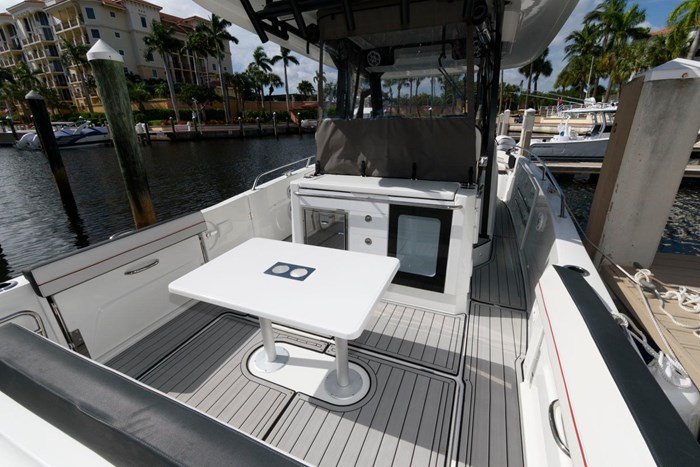 2023 Jeanneau Leader 10.5 CC Photo 10 sur 31