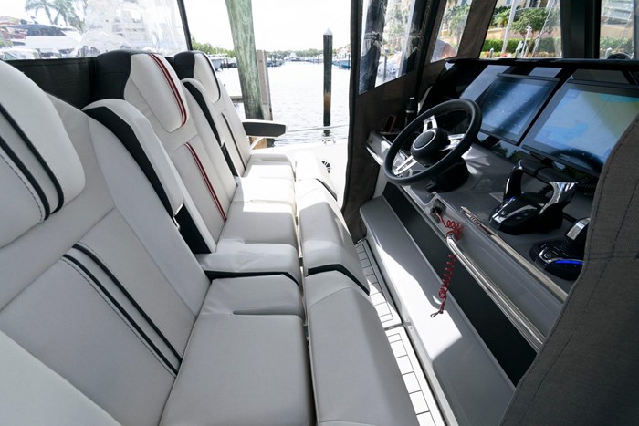 2023 Jeanneau Leader 10.5 CC Photo 17 sur 31