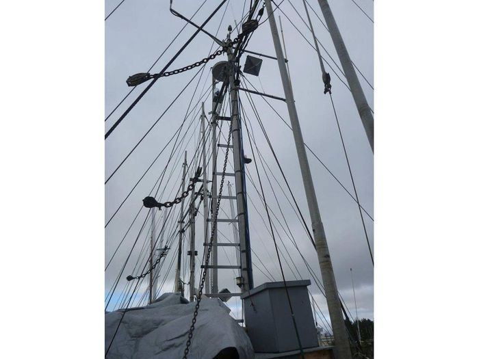 1964 Fred McLeod Prawn Boat Photo 4 of 38