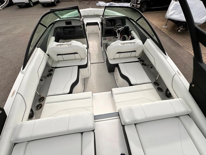 2025 Regal LS2 Photo 12 of 32
