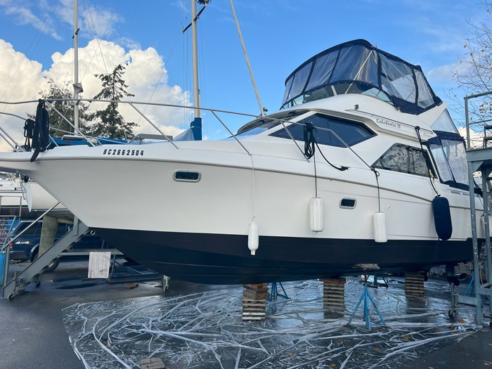 2001 Bayliner Ciera 3258 Command Bridge Photo 1 sur 25