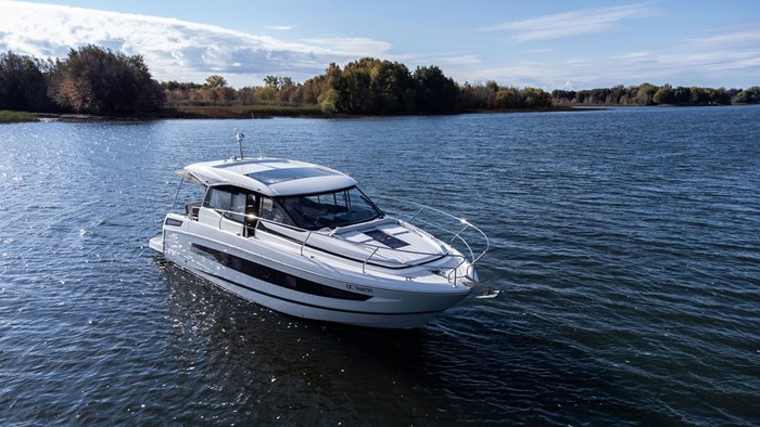 2021 Jeanneau NC37 Photo 1 sur 20
