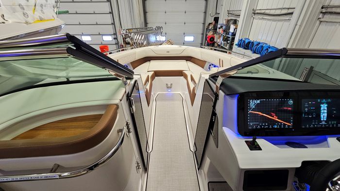 2025 Regal LS9 Ultimate Photo 12 sur 56