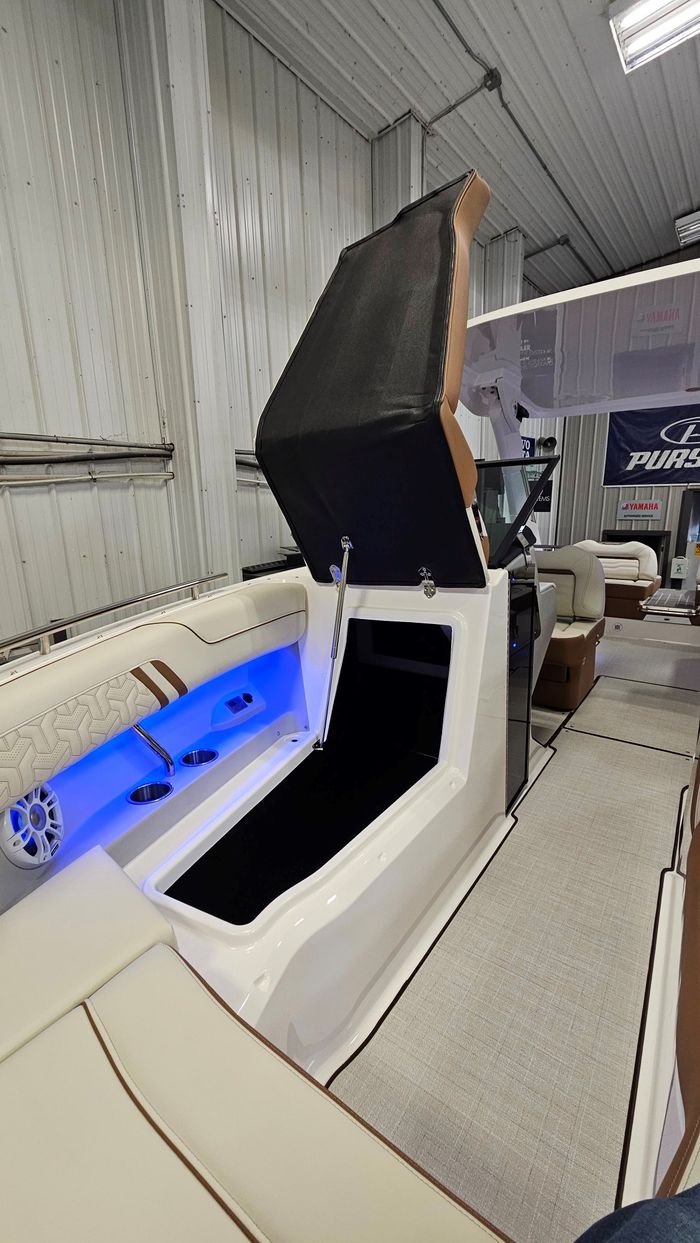 2025 Regal LS9 Ultimate Photo 18 sur 56