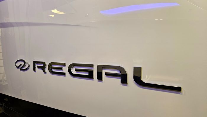 2025 Regal LS9 Ultimate Photo 44 sur 56