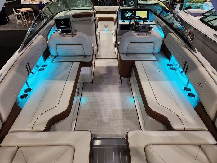 2025 Regal LS9 Ultimate Photo 47 sur 56