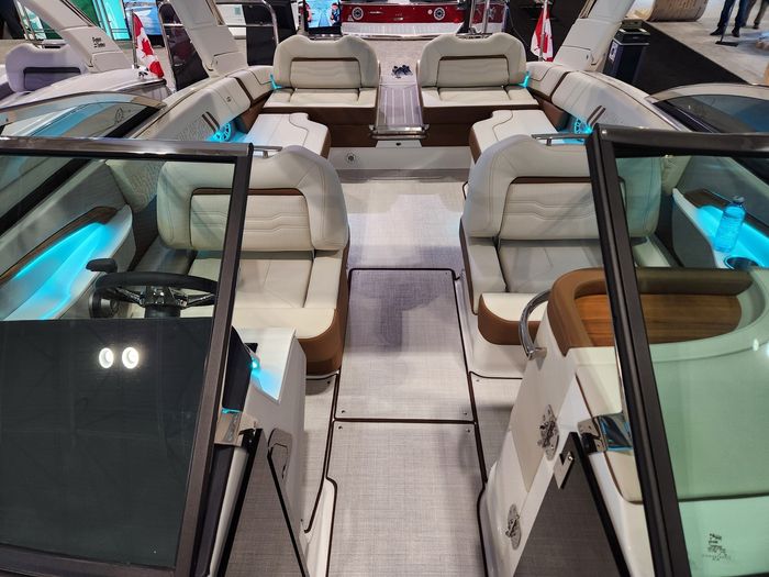 2025 Regal LS9 Ultimate Photo 54 sur 56