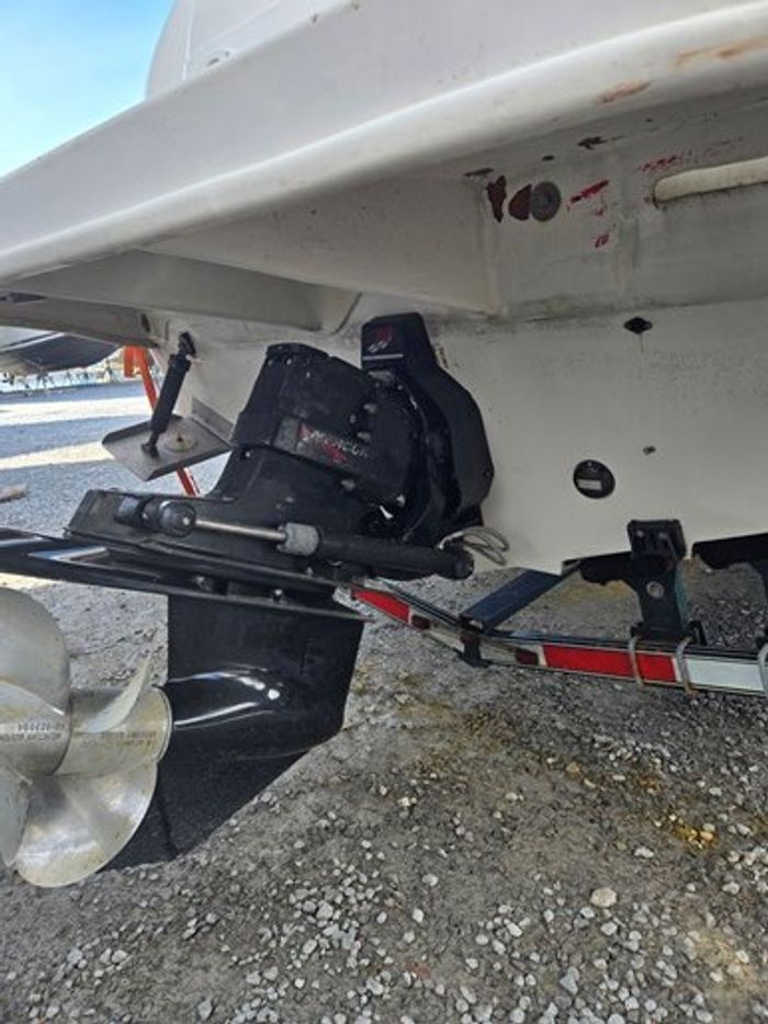 2000 Sea Ray 260 Sundancer Photo 11 of 35