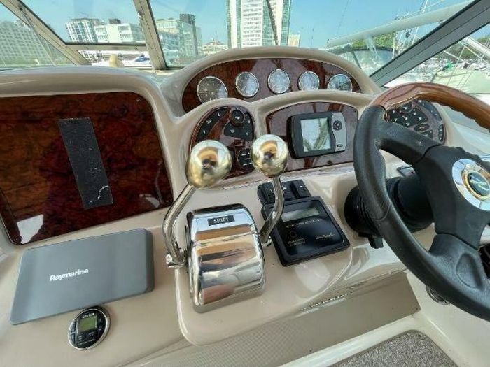 2003 Sea Ray 340 Sundancer Photo 19 sur 45