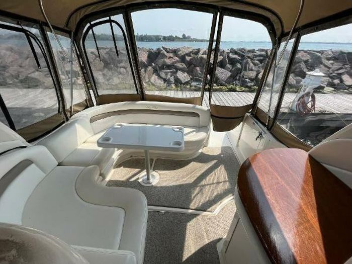 2003 Sea Ray 340 Sundancer Photo 12 sur 45