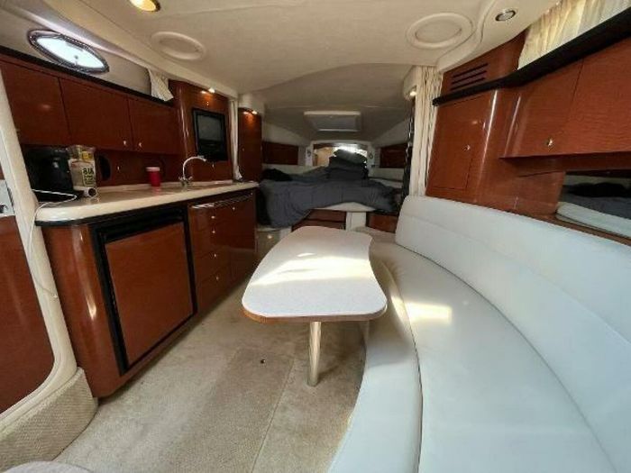 2003 Sea Ray 340 Sundancer Photo 39 sur 45