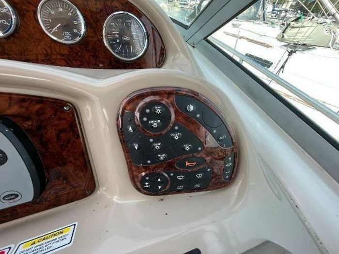 2003 Sea Ray 340 Sundancer Photo 22 sur 45