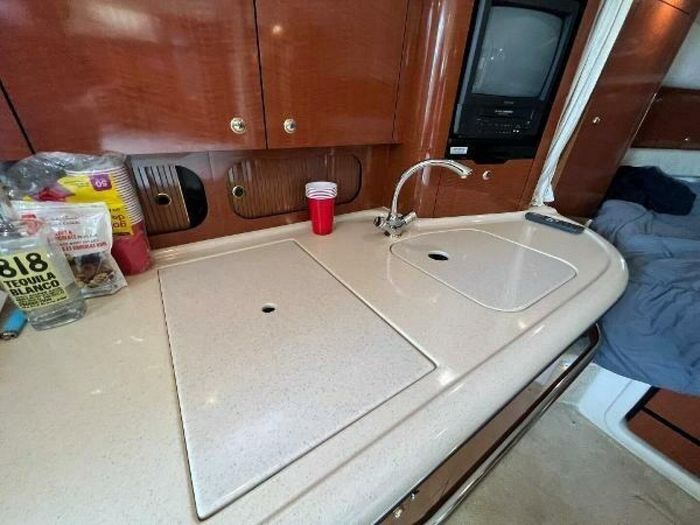 2003 Sea Ray 340 Sundancer Photo 32 sur 45
