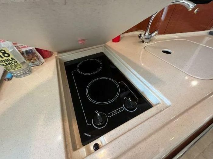 2003 Sea Ray 340 Sundancer Photo 33 sur 45