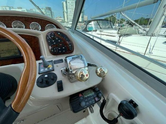 2003 Sea Ray 340 Sundancer Photo 23 sur 45