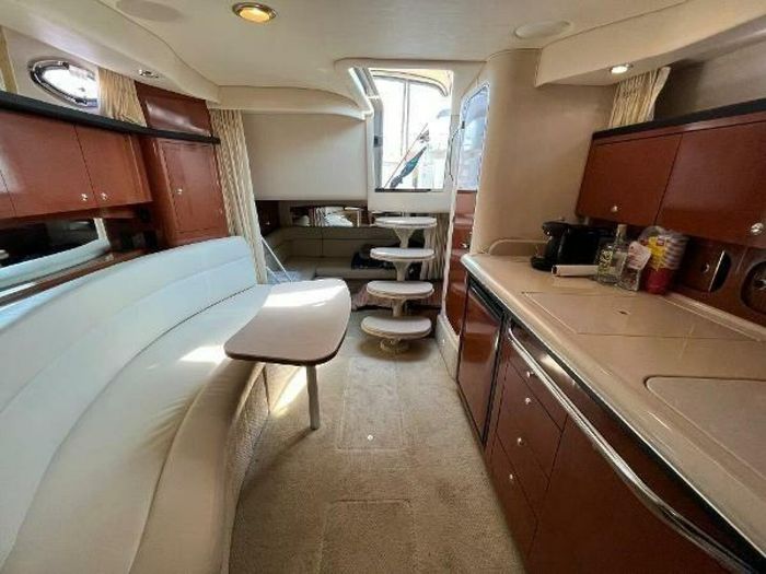 2003 Sea Ray 340 Sundancer Photo 35 sur 45
