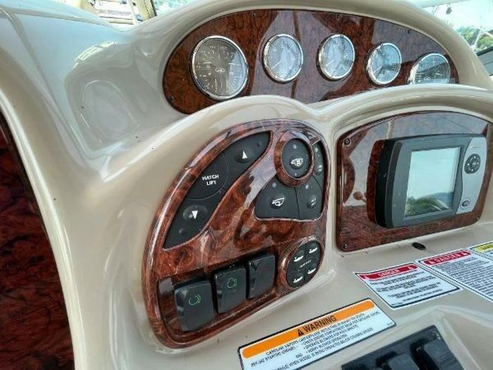 2003 Sea Ray 340 Sundancer Photo 18 sur 45