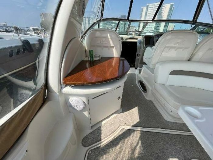 2003 Sea Ray 340 Sundancer Photo 9 sur 45