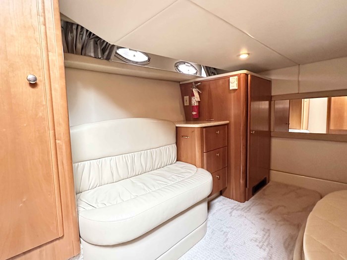 2004 Meridian 411 Sedan Photo 23 sur 34