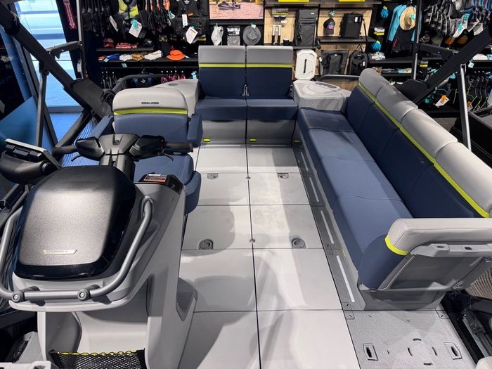 2025 Sea-Doo Switch Cruise Limited 21 - 230 HP Photo 8 sur 9