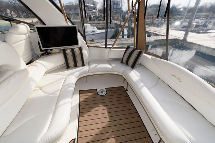 1999 Sea Ray 380 Sundancer Photo 12 sur 24