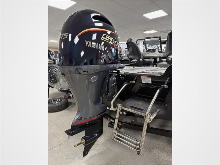 2025 Smoker Craft Adventurer 188 DC Pro Contour Photo 8 of 42