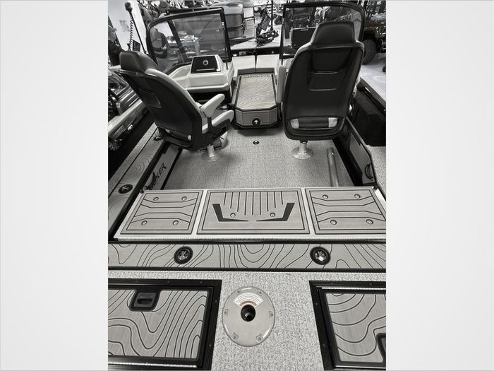 2025 Smoker Craft Adventurer 188 DC Pro Contour Photo 39 of 42