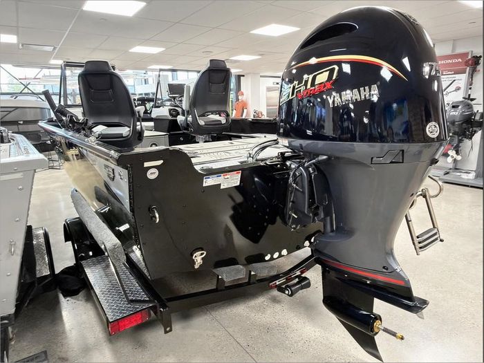 2025 Smoker Craft Adventurer 188 DC Pro Contour Photo 11 of 42