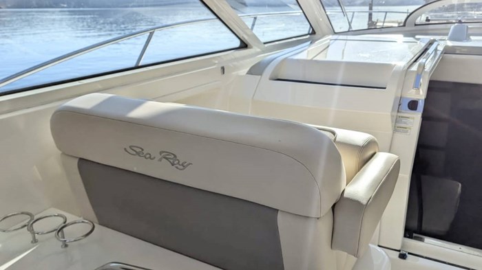 2012 Sea Ray 450 Sundancer Photo 5 sur 33