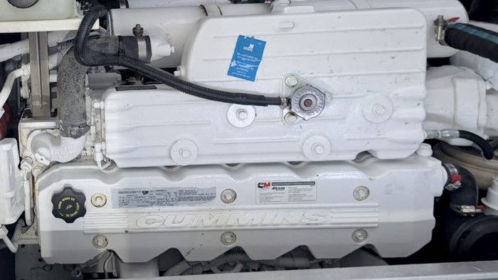 2012 Sea Ray 450 Sundancer Photo 28 sur 33