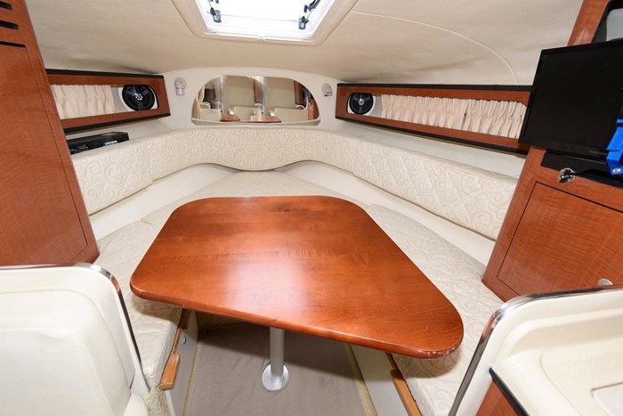 2005 Sea Ray 280 Sundancer Photo 10 sur 16