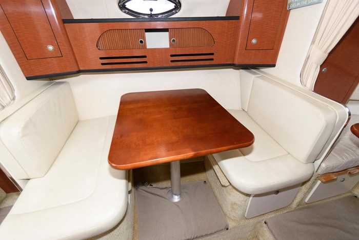 2005 Sea Ray 280 Sundancer Photo 11 sur 16