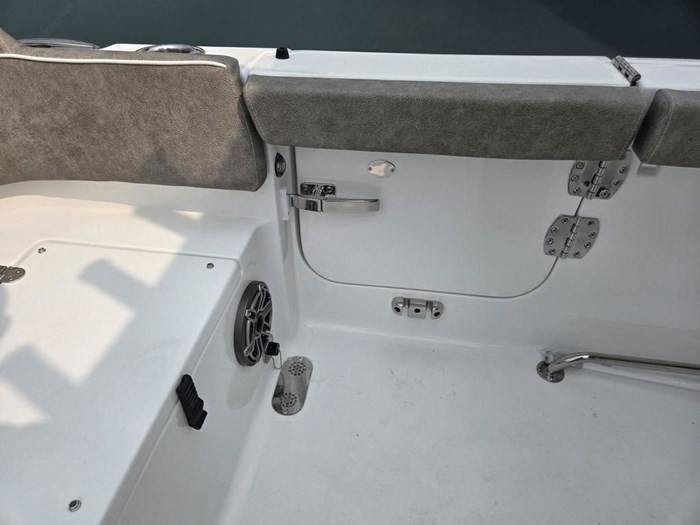 2026 Sea Hunt Ultra 255SE Photo 17 sur 18