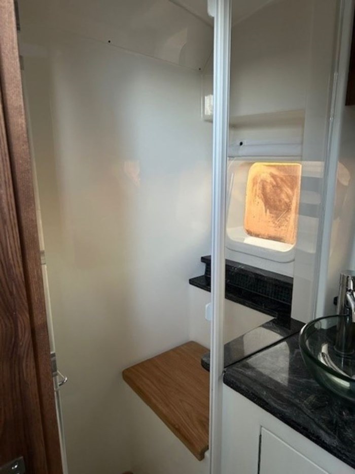 2023 Sea Ray Sundancer 370 Outboard Photo 4 sur 4