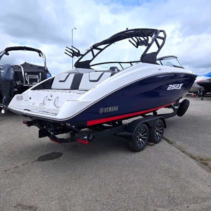 2025 Yamaha 252XE Photo 6 sur 14