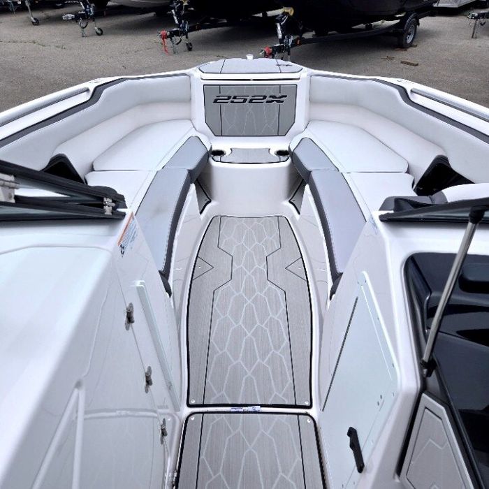 2025 Yamaha 252XE Photo 13 sur 14