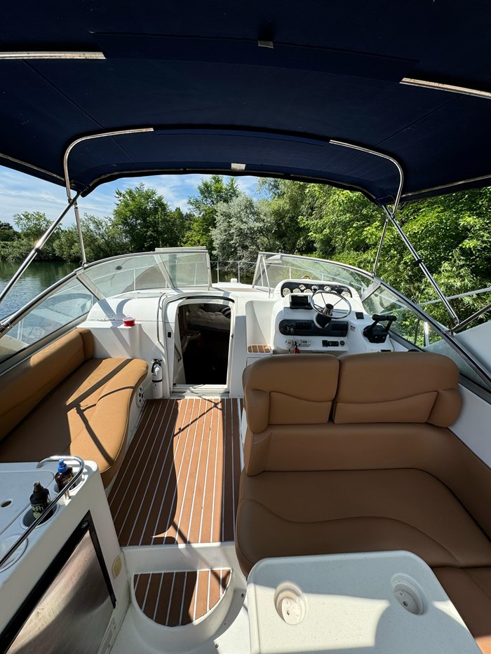 1999 Larson Cabrio 330 Photo 4 sur 11