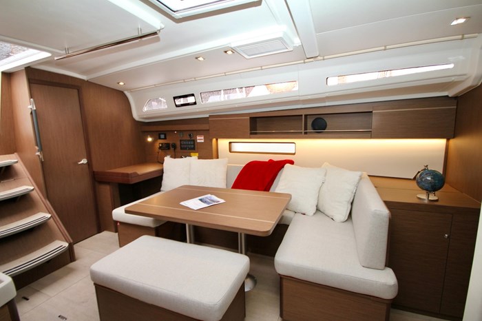 2024 Beneteau Oceanis 40.1 Photo 8 sur 24