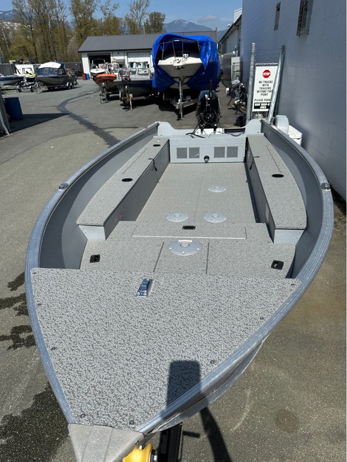 2025 Lund 1600 Fury Tiller Photo 7 sur 8