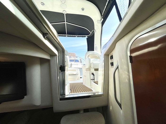 2008 Sea Ray Sundancer 340 Photo 13 sur 18