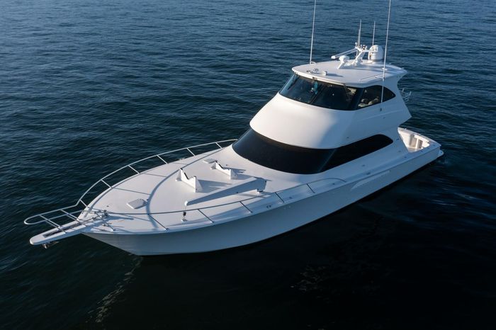 2010 Viking Yachts 60 Enclosed Bridge Photo 72 sur 76